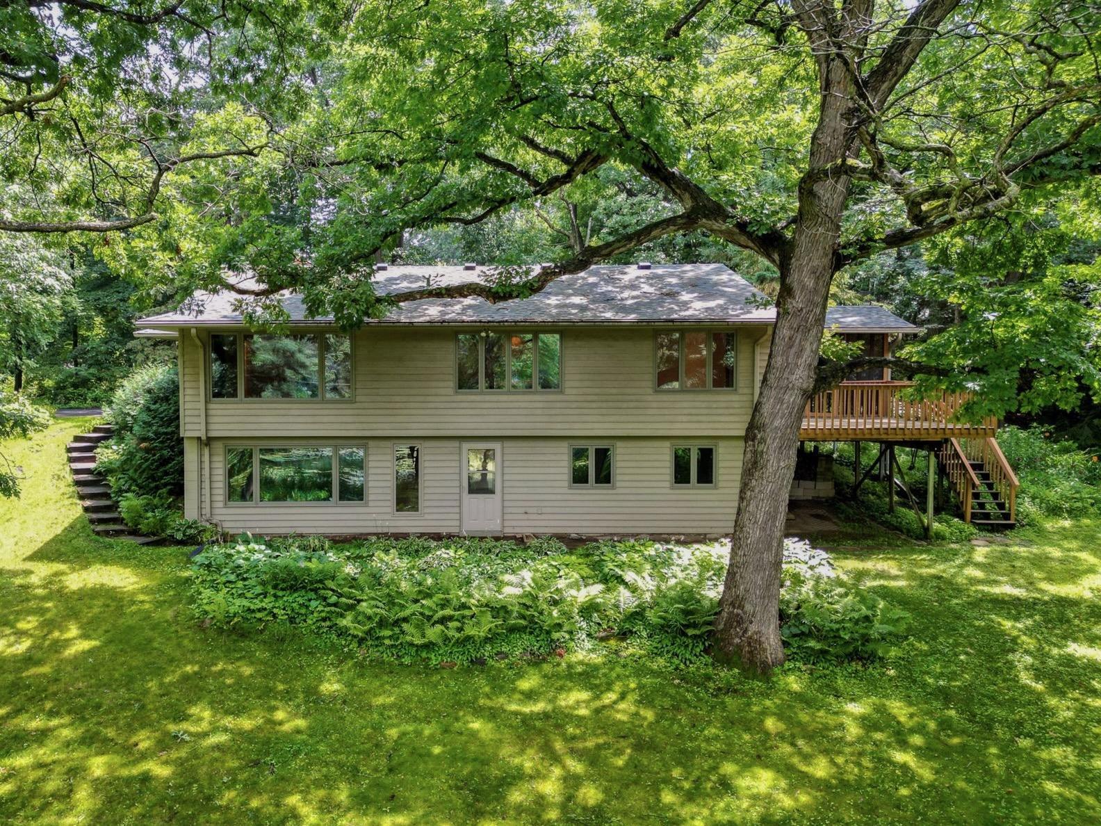 102 W Kraft Road