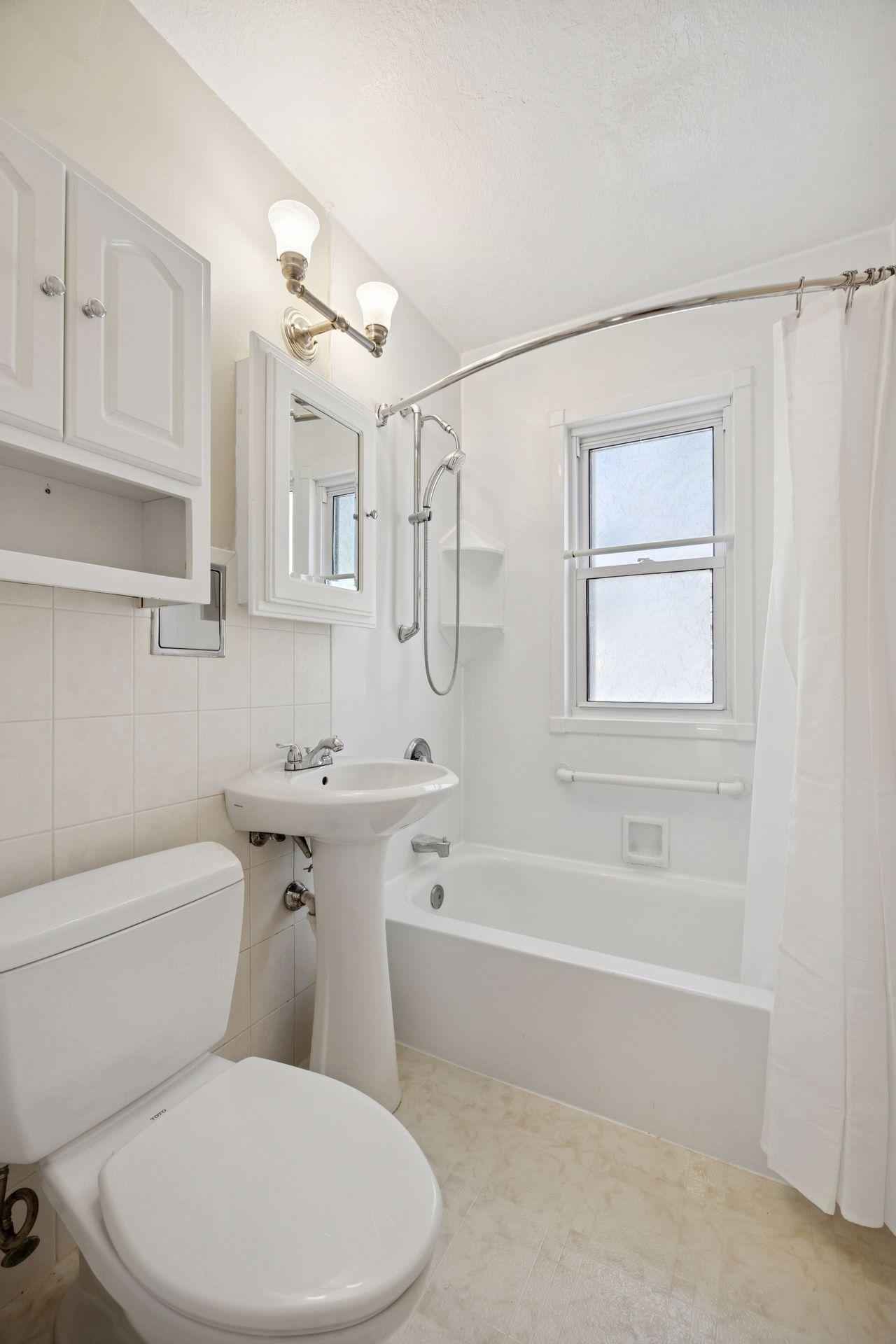 7412 Pillsbury Avenue S