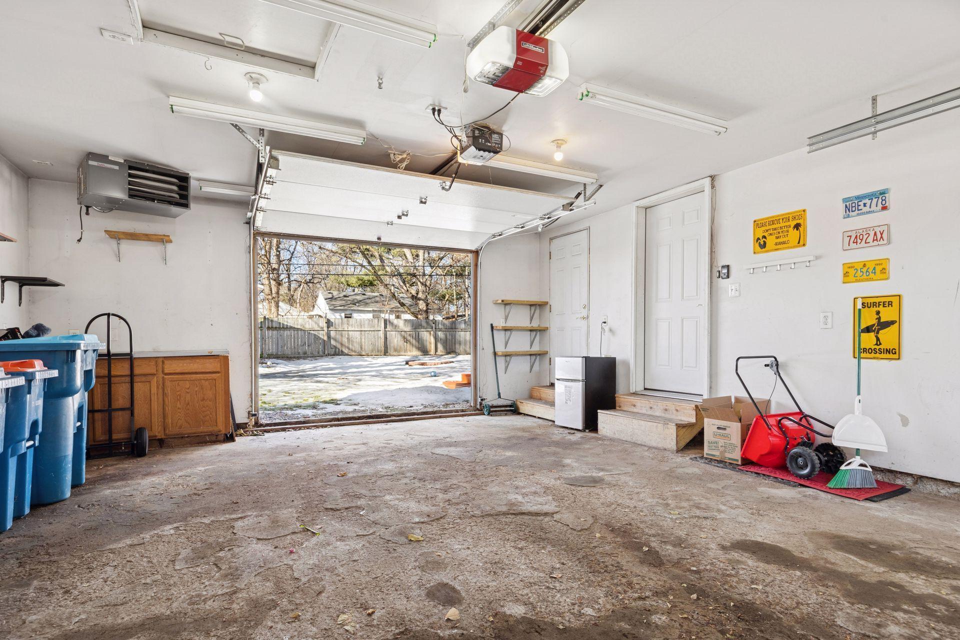 7412 Pillsbury Avenue S