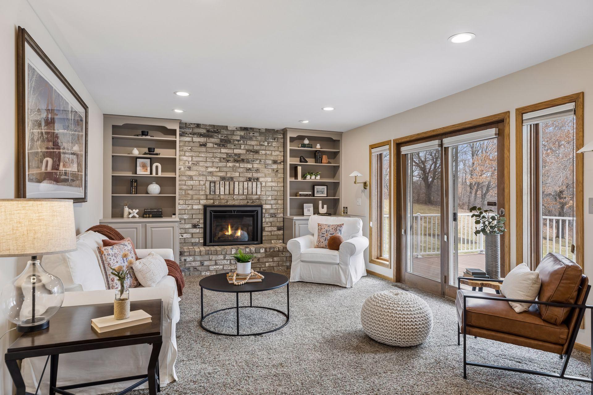 610 Watersedge Terrace