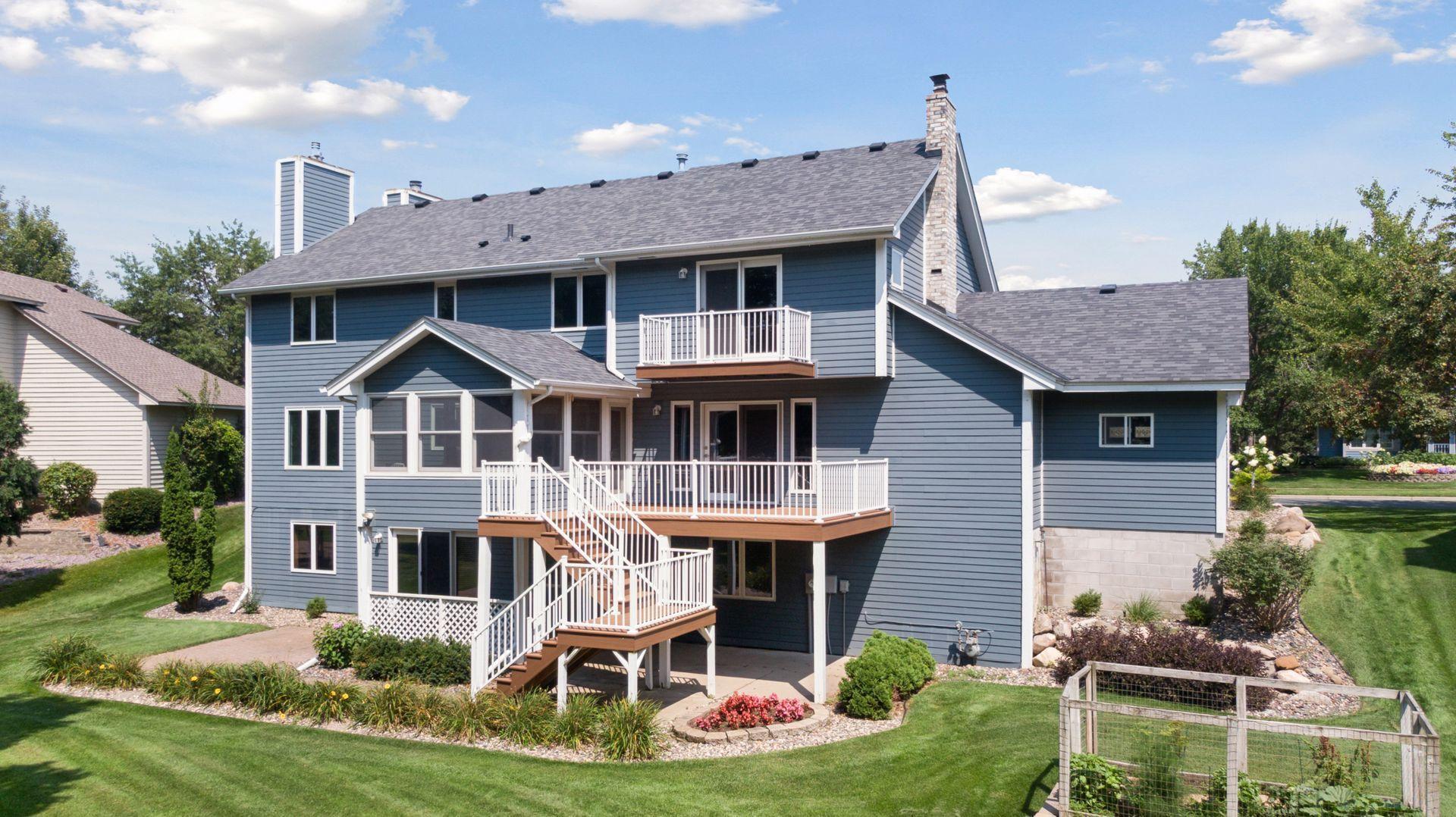 610 Watersedge Terrace