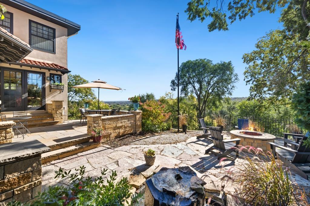 42 Kenwood Parkway