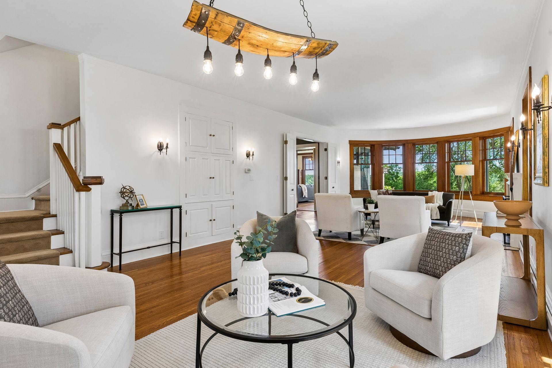 42 Kenwood Parkway