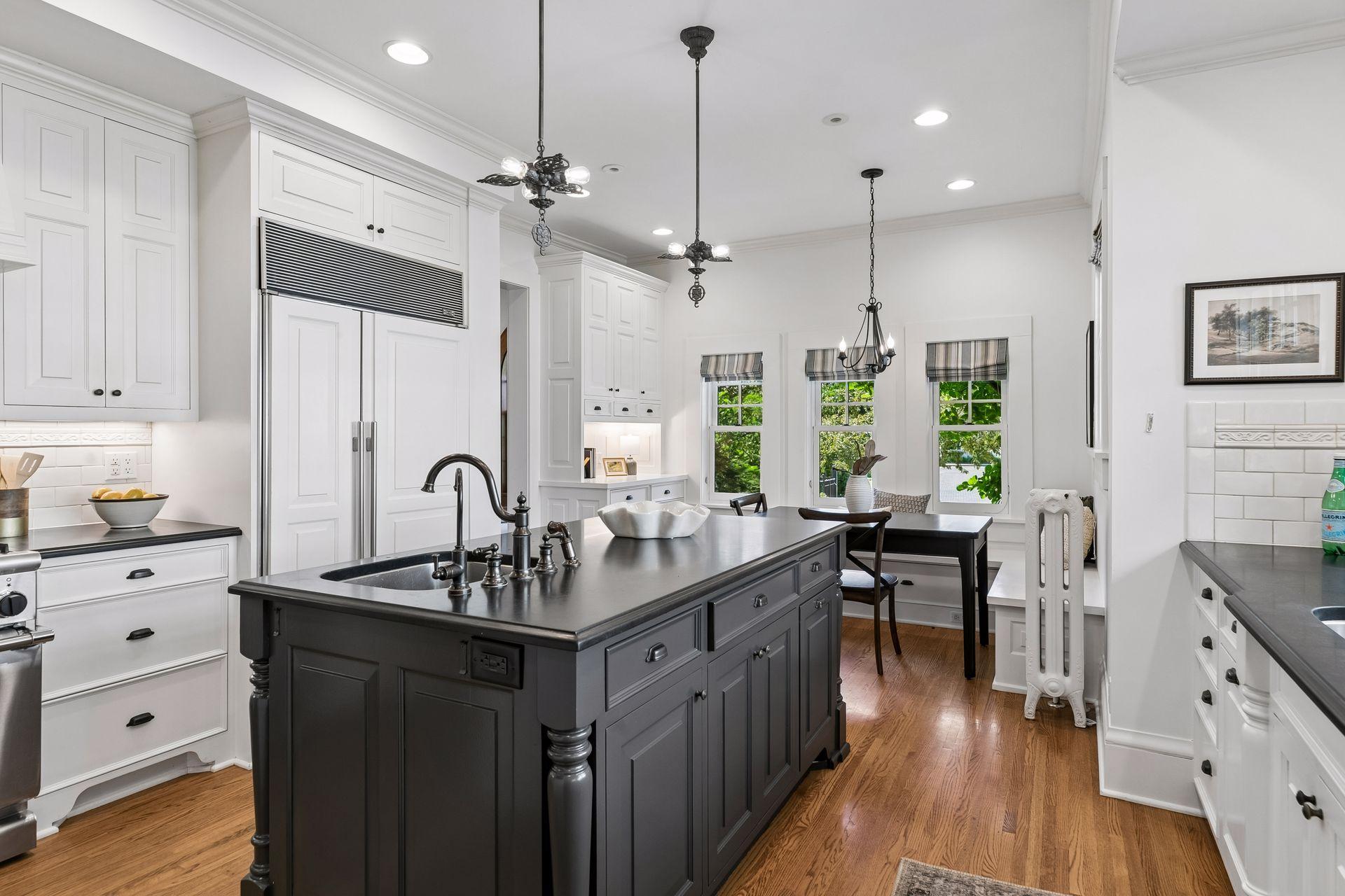 42 Kenwood Parkway