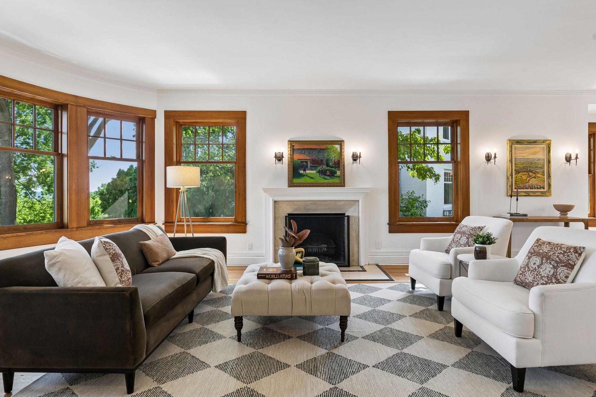 42 Kenwood Parkway