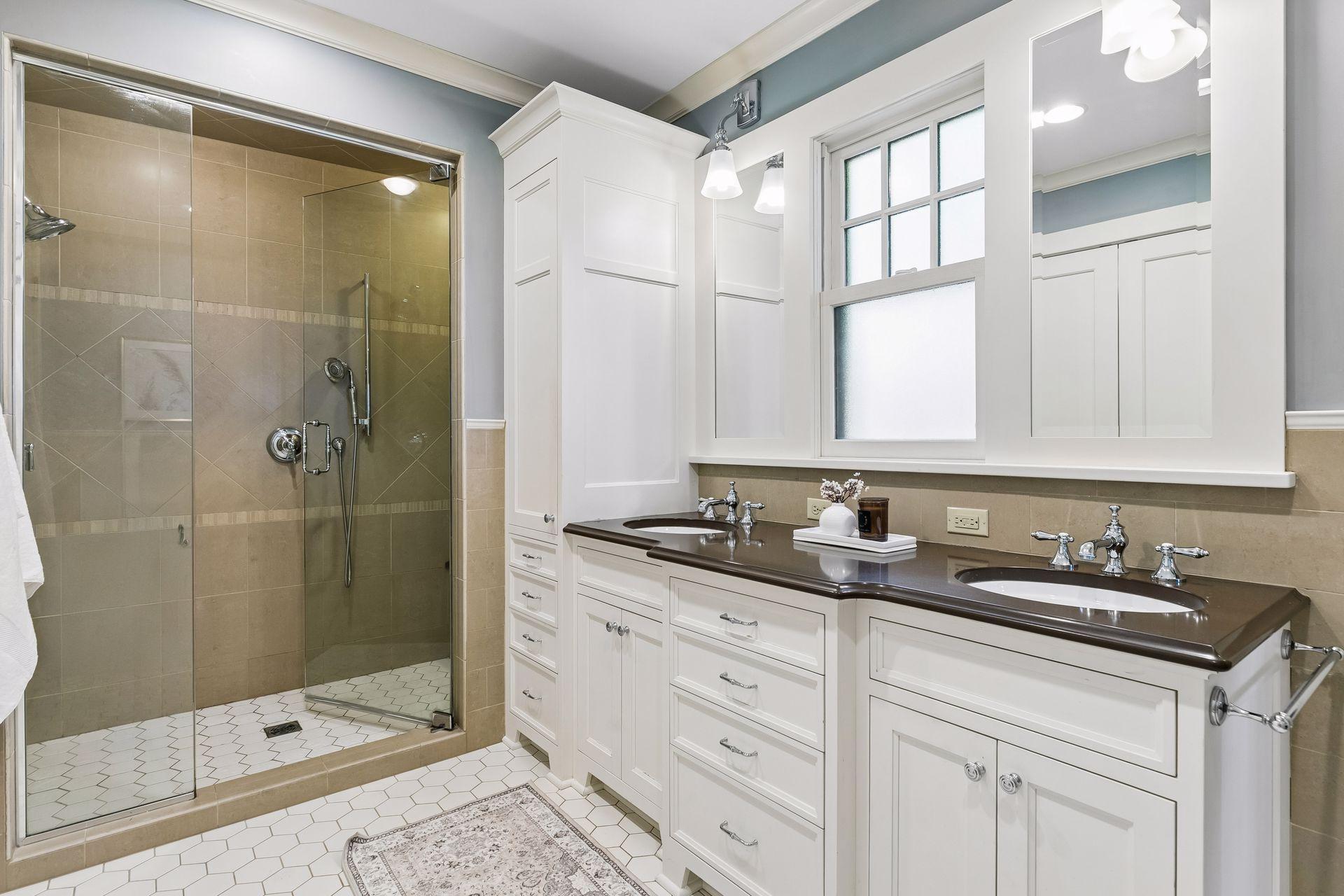 42 Kenwood Parkway