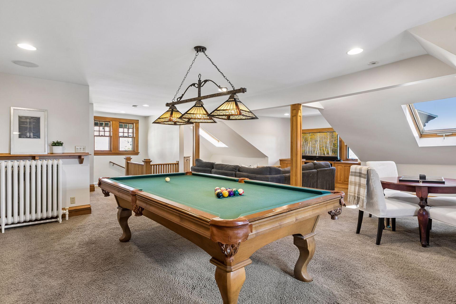 42 Kenwood Parkway