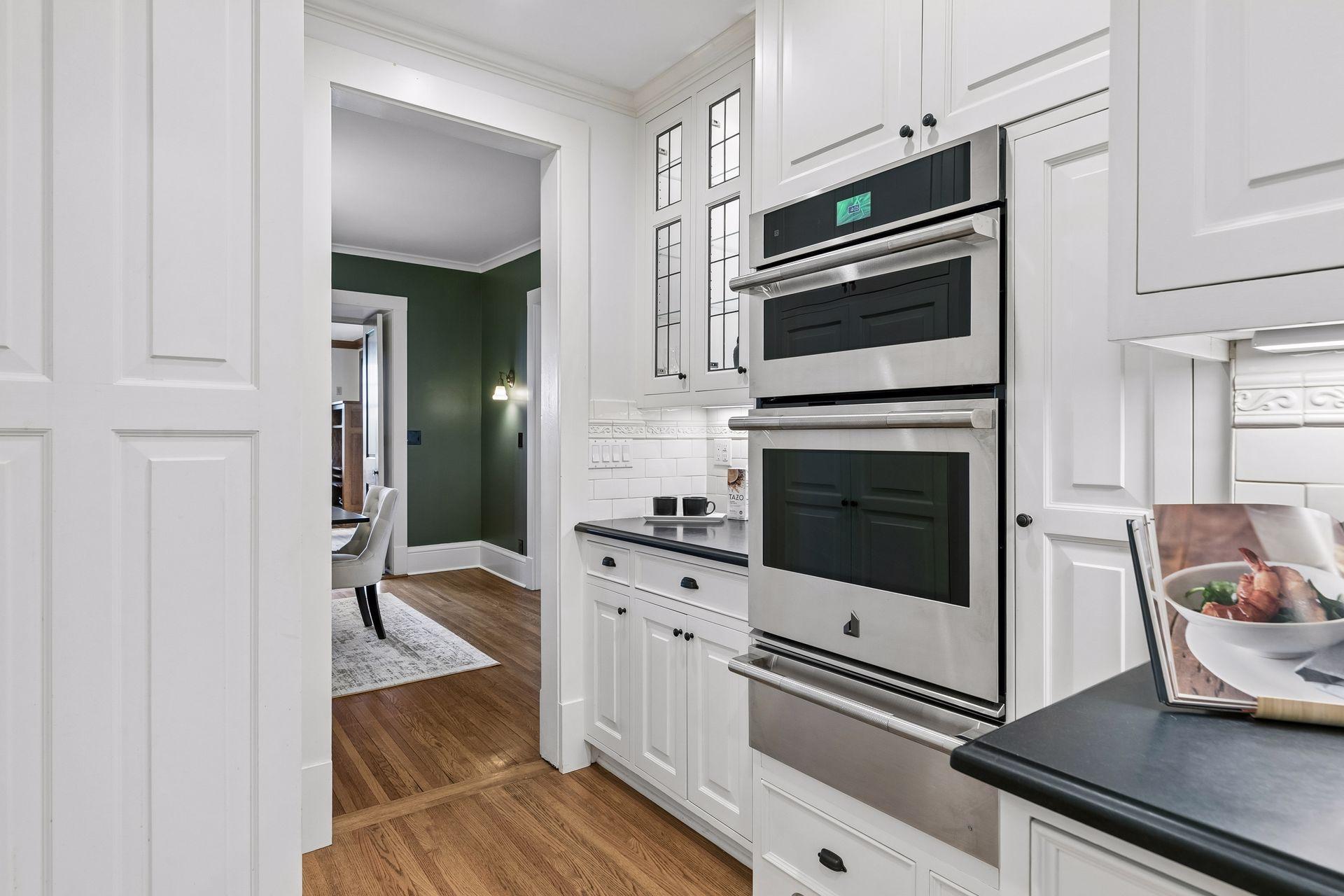 42 Kenwood Parkway