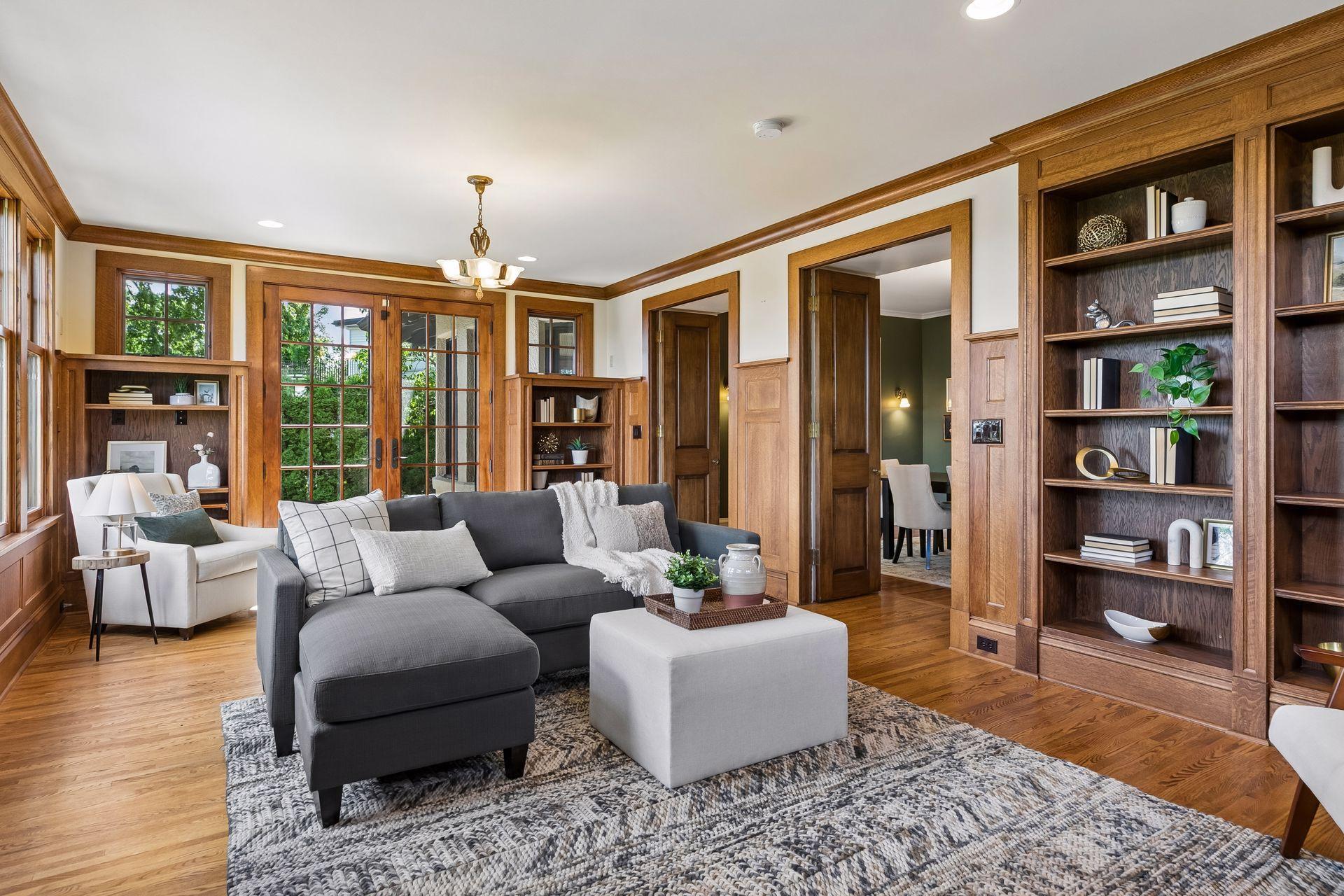 42 Kenwood Parkway