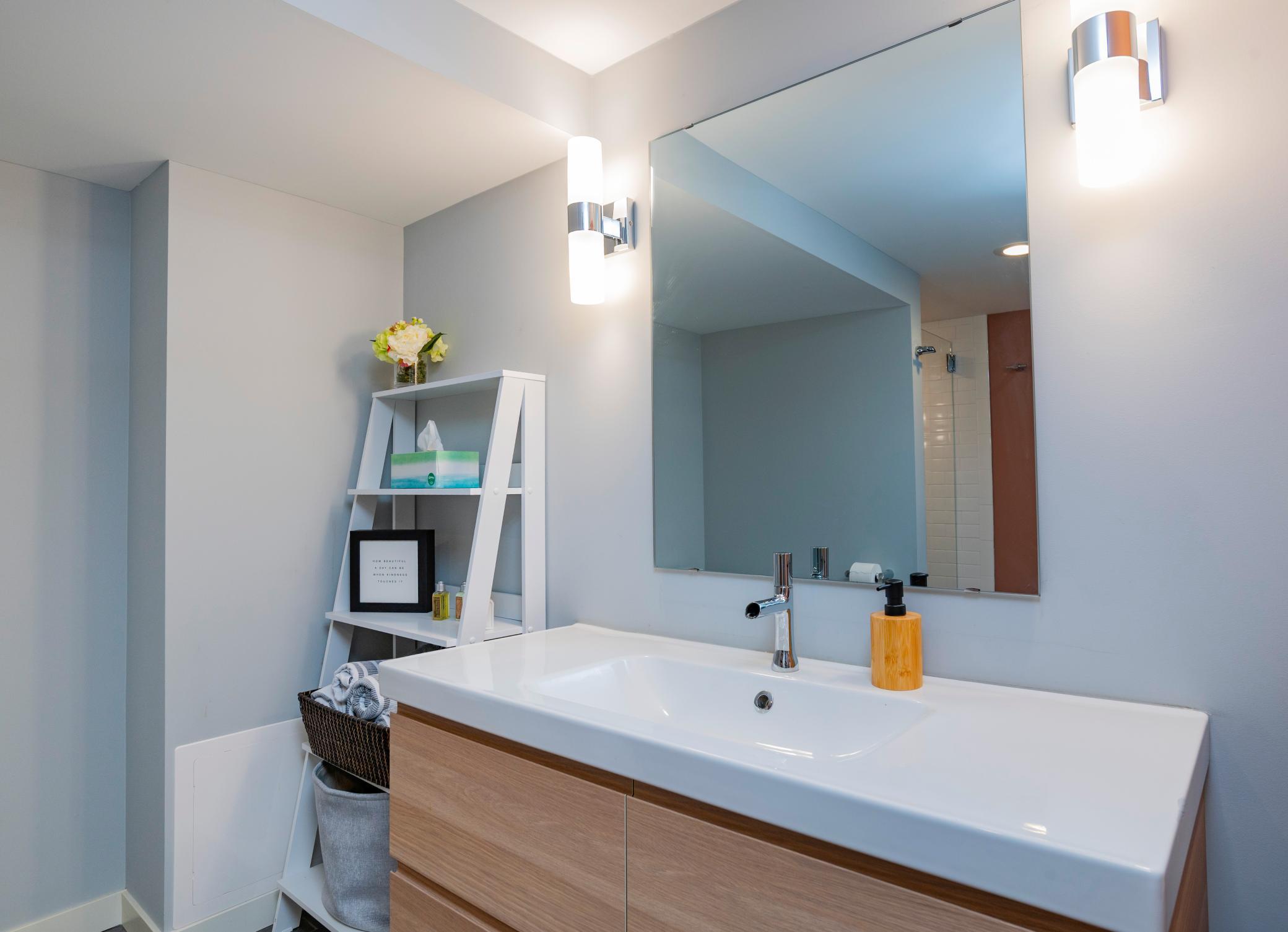 1409 Edgcumbe Road