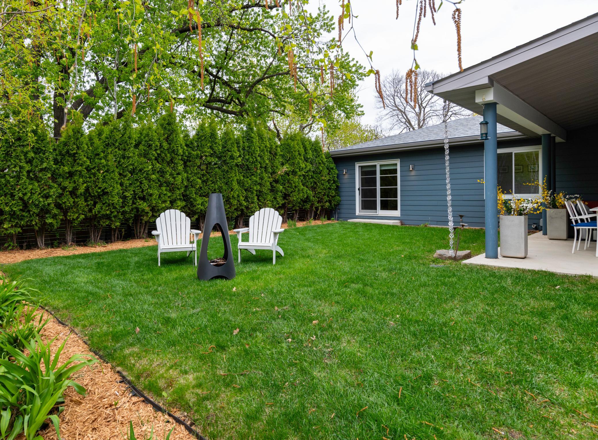 1409 Edgcumbe Road
