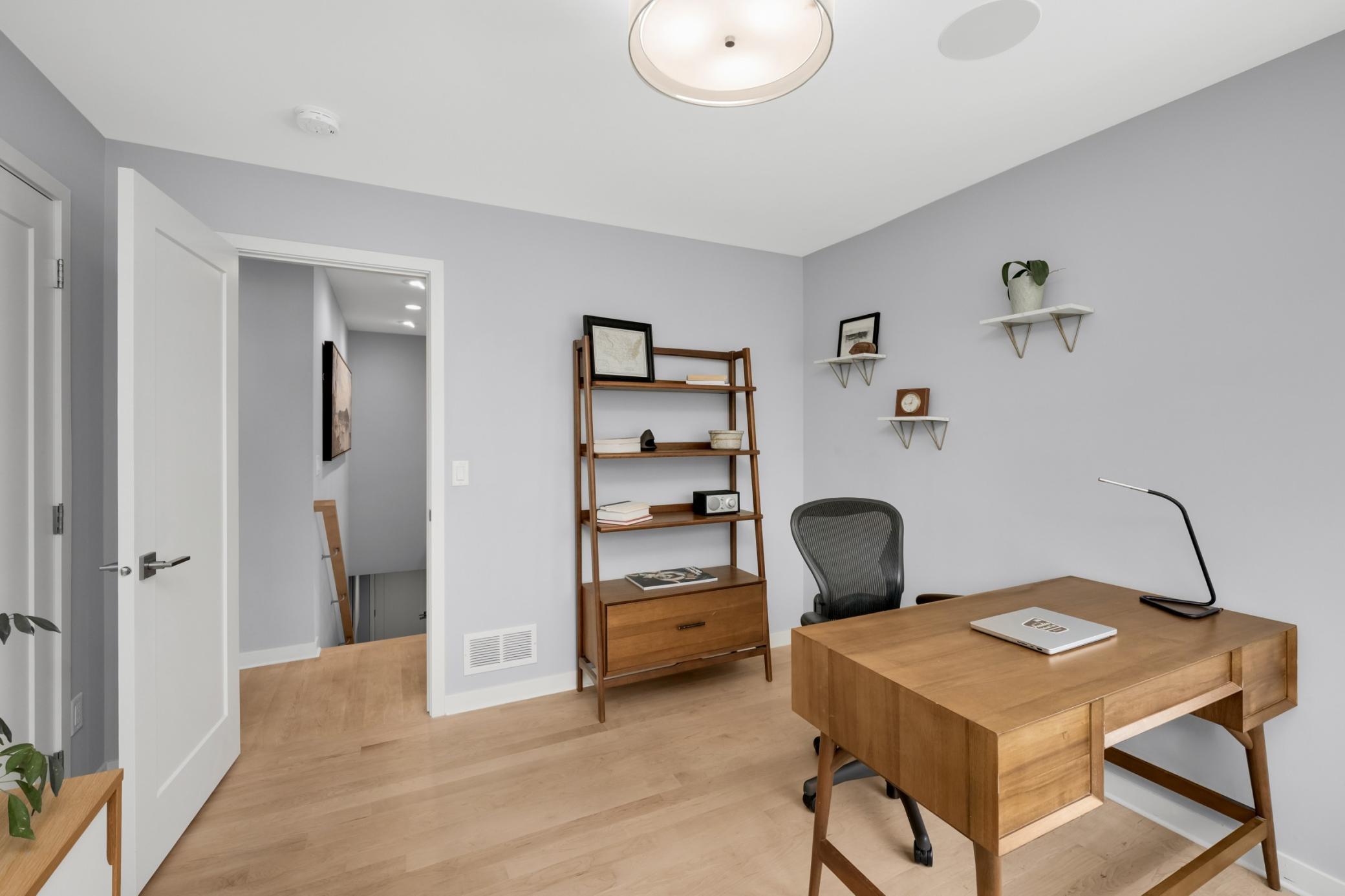 1409 Edgcumbe Road
