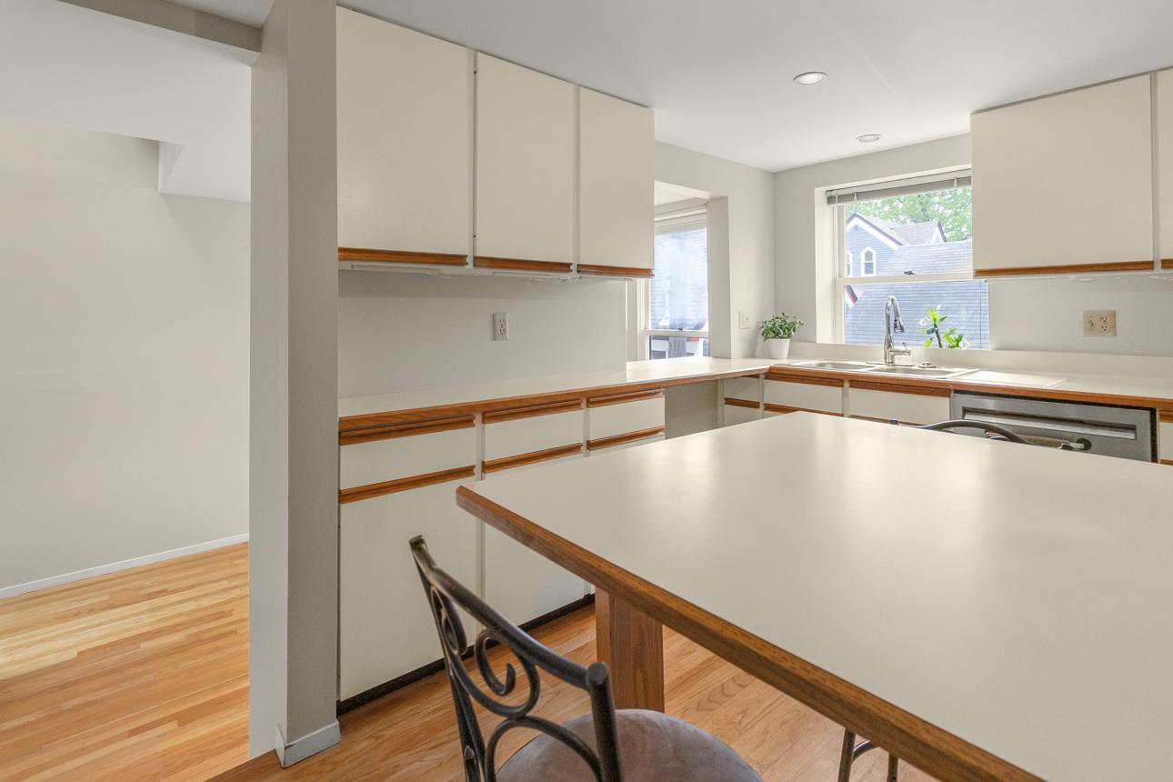 512 Laurel Avenue Unit: 5