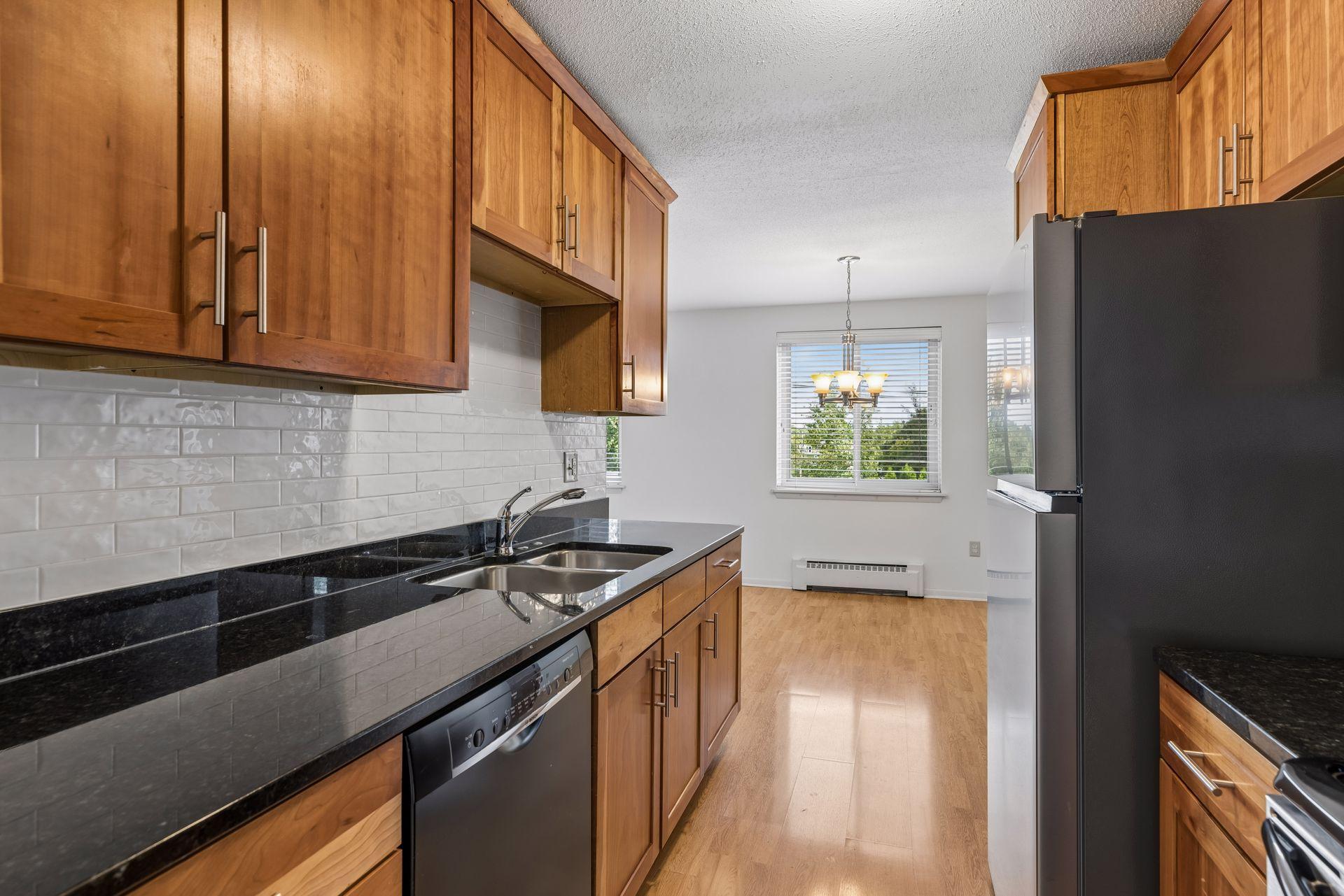 4400 Upton Avenue S Unit: 201