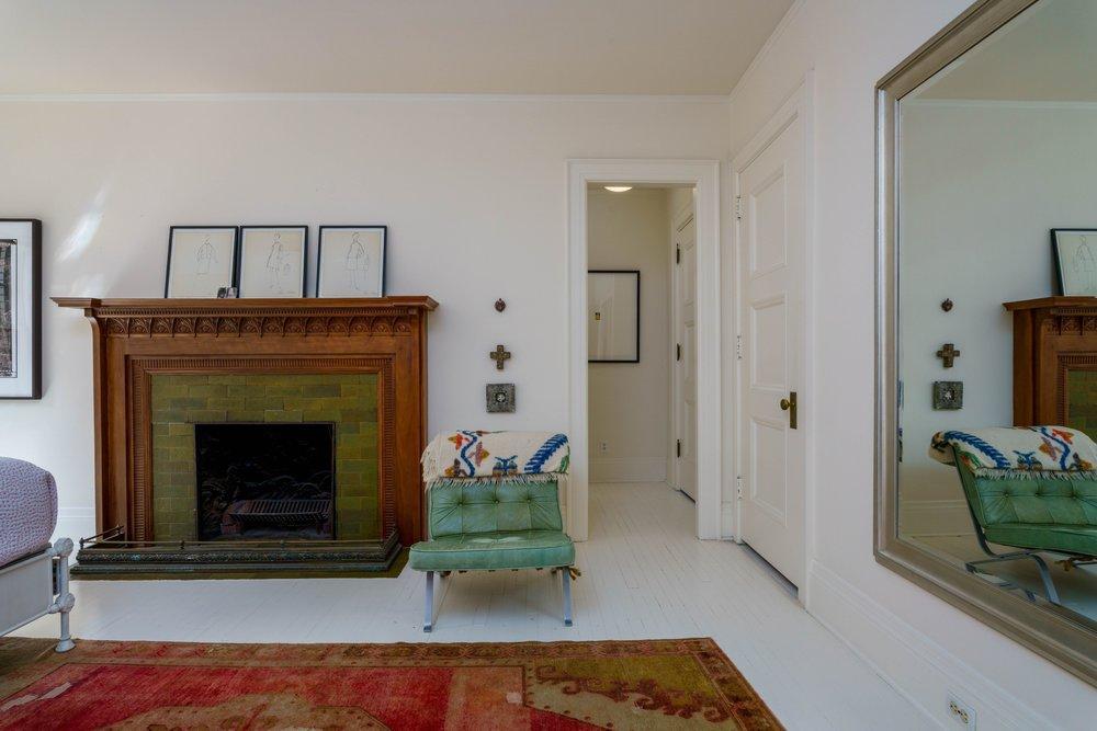 387 Portland Avenue Unit: 1B