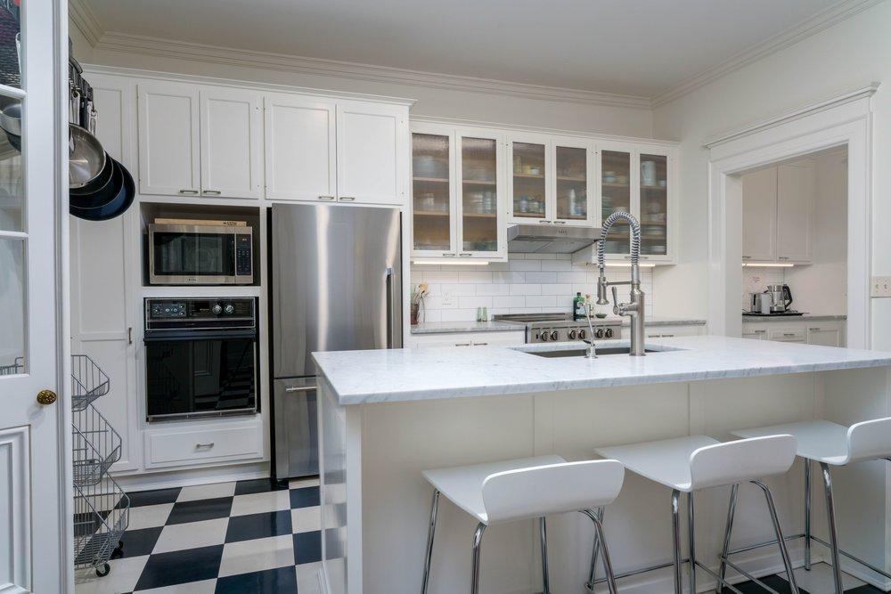 387 Portland Avenue Unit: 1B