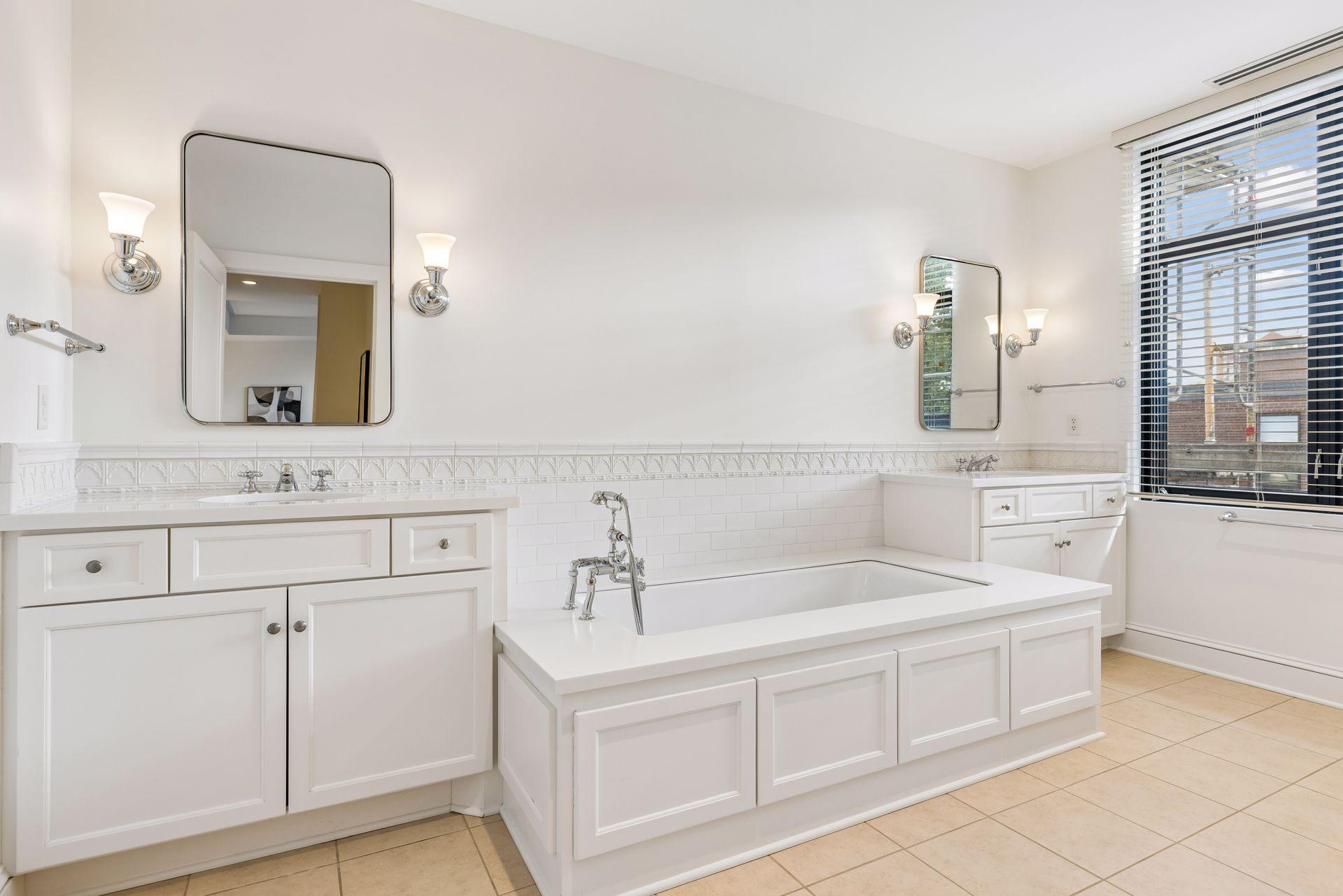 301 Kenwood Parkway Unit: 502