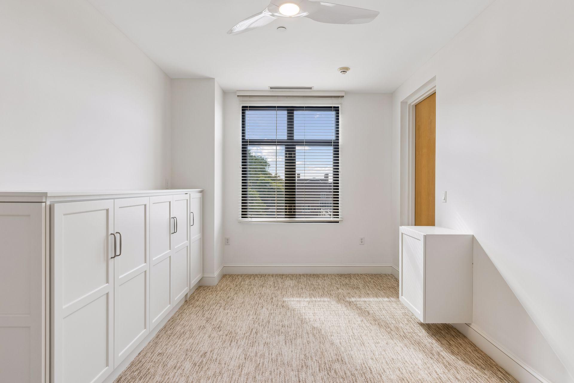 301 Kenwood Parkway Unit: 502