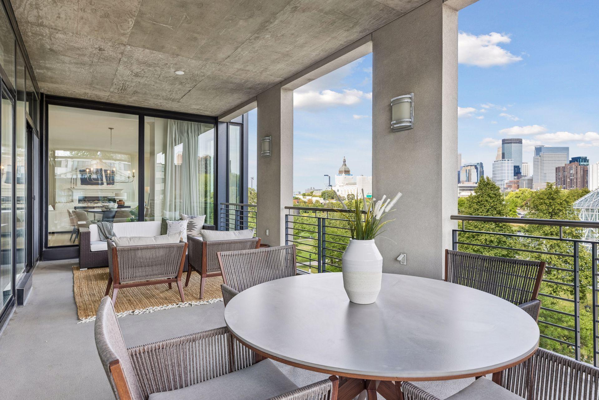 301 Kenwood Parkway Unit: 502