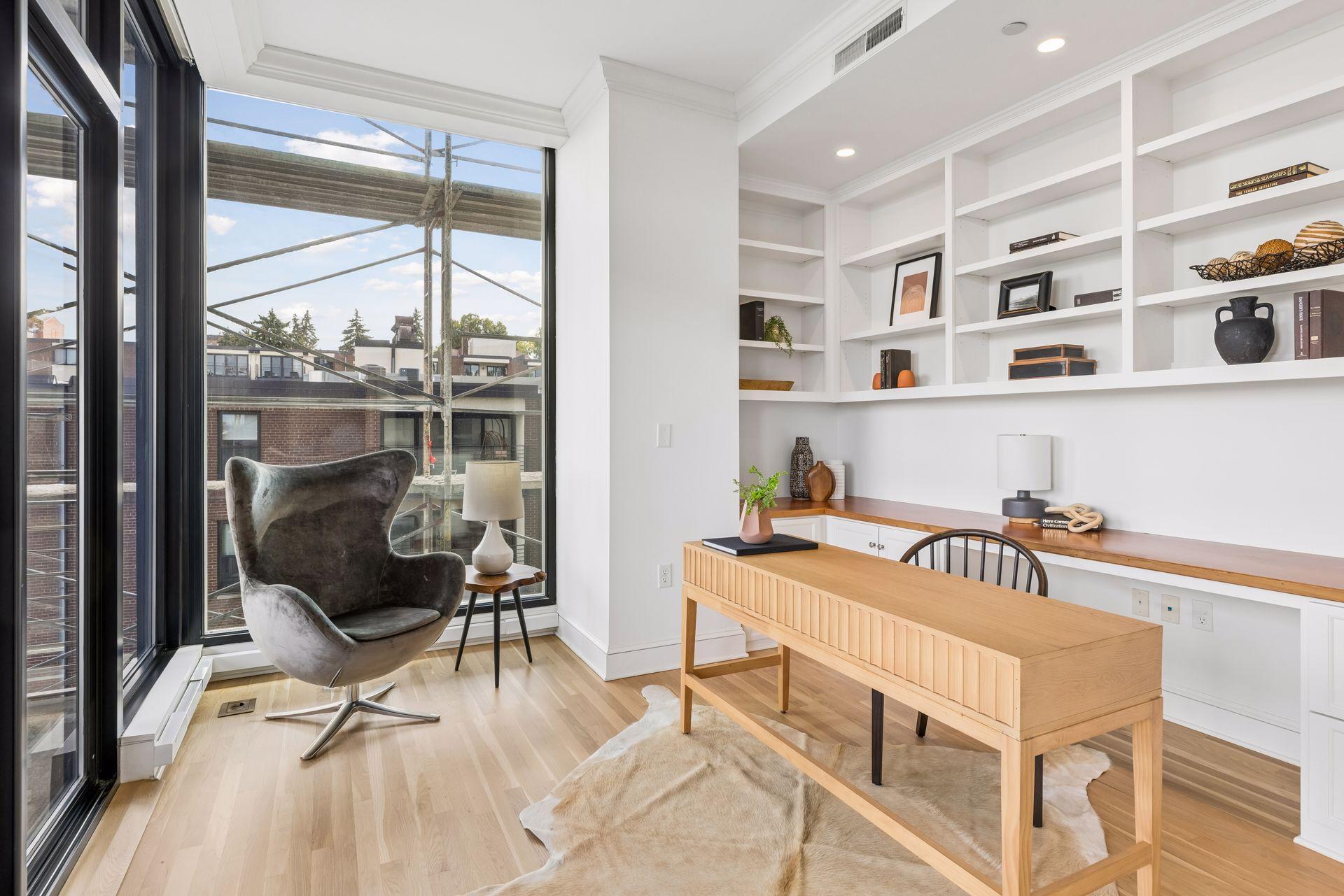 301 Kenwood Parkway Unit: 502