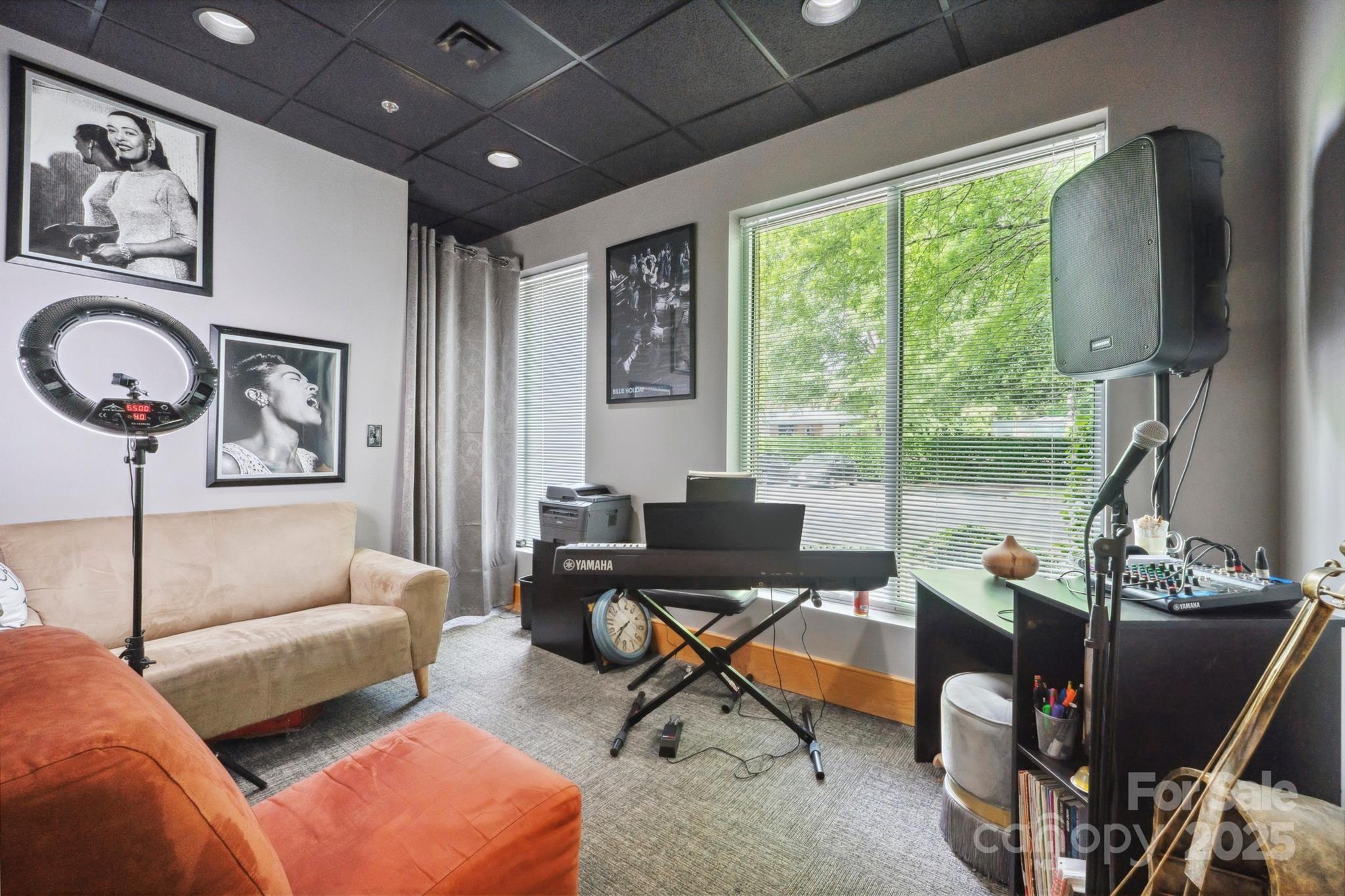 3120 Latrobe Drive