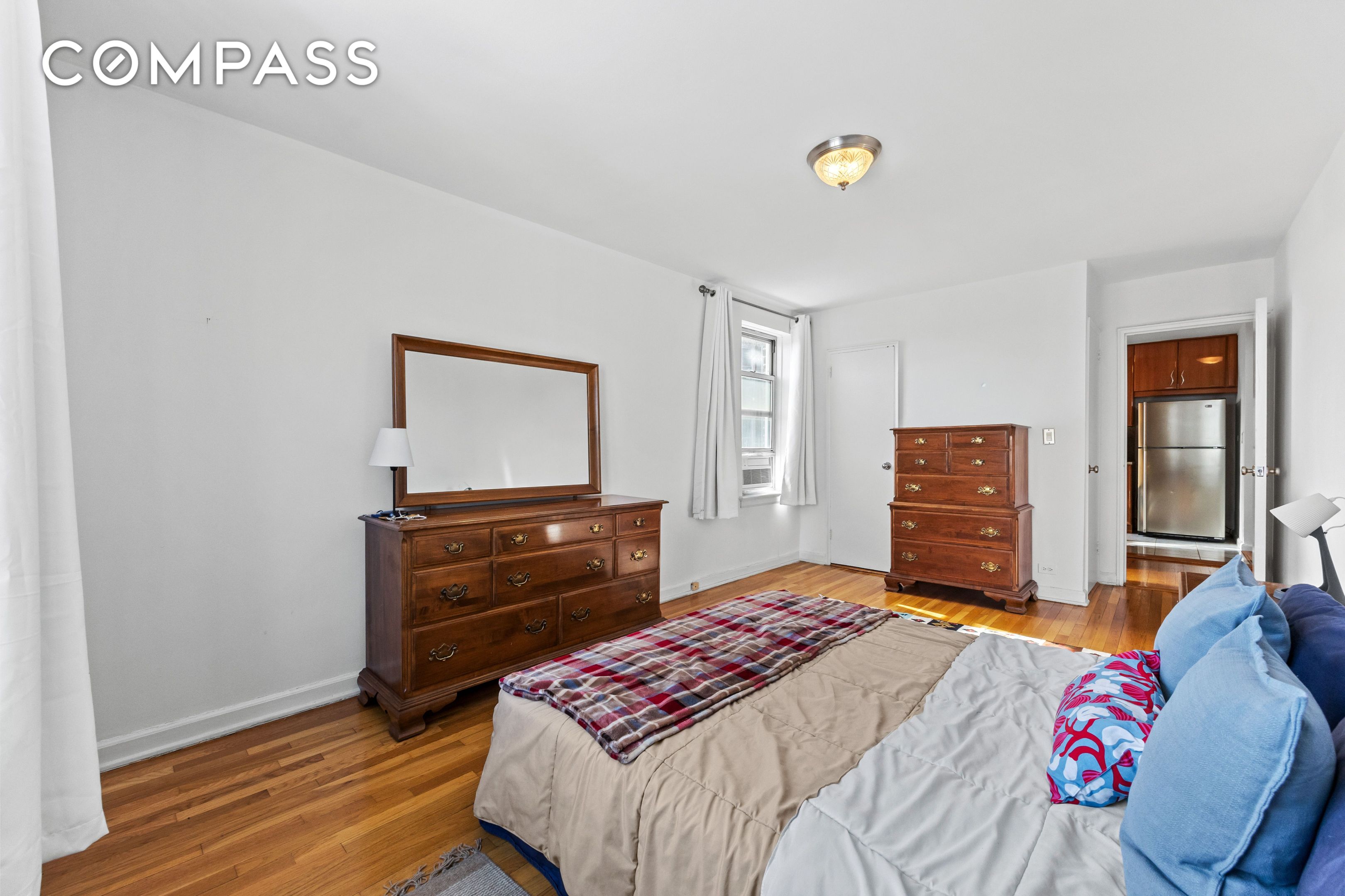 325 E 201st Street 5F