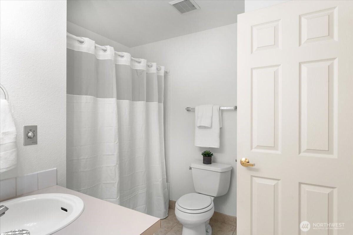 1204 24th Avenue Ct Unit: E27