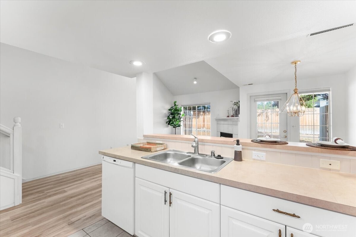 1204 24th Avenue Ct Unit: E27