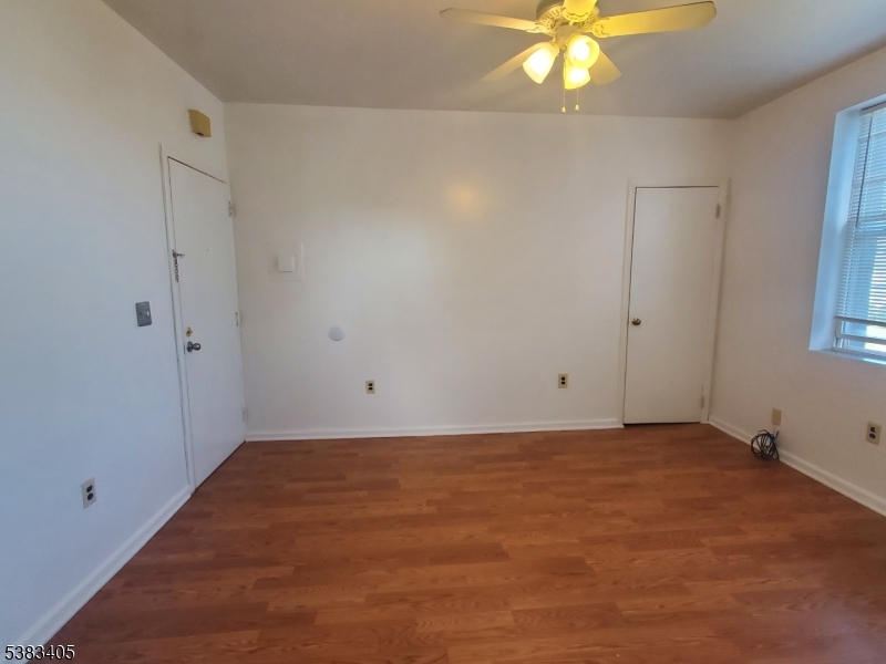 269 Willow Ave 7