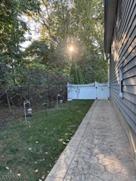 72 Windsor Pl