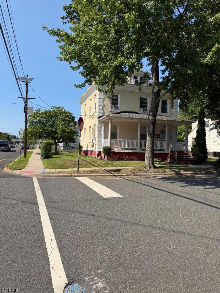 264 Myrtle Ave 2