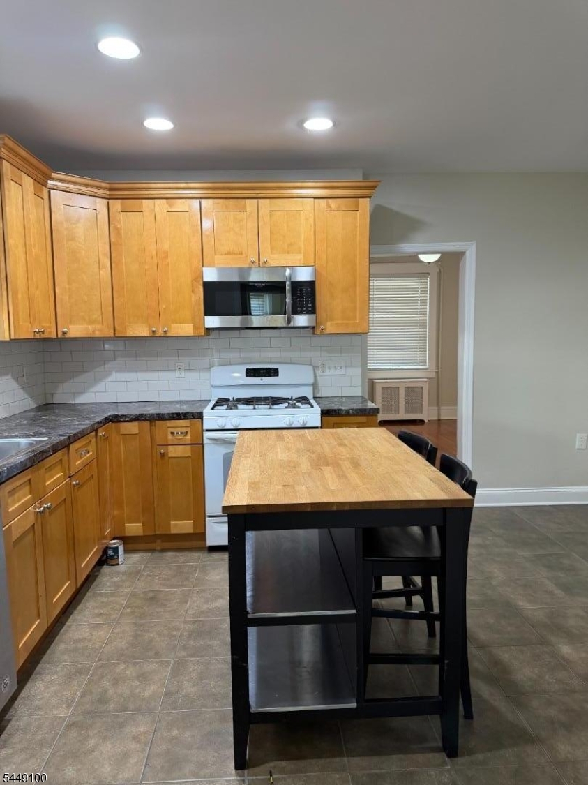 264 Myrtle Ave 2