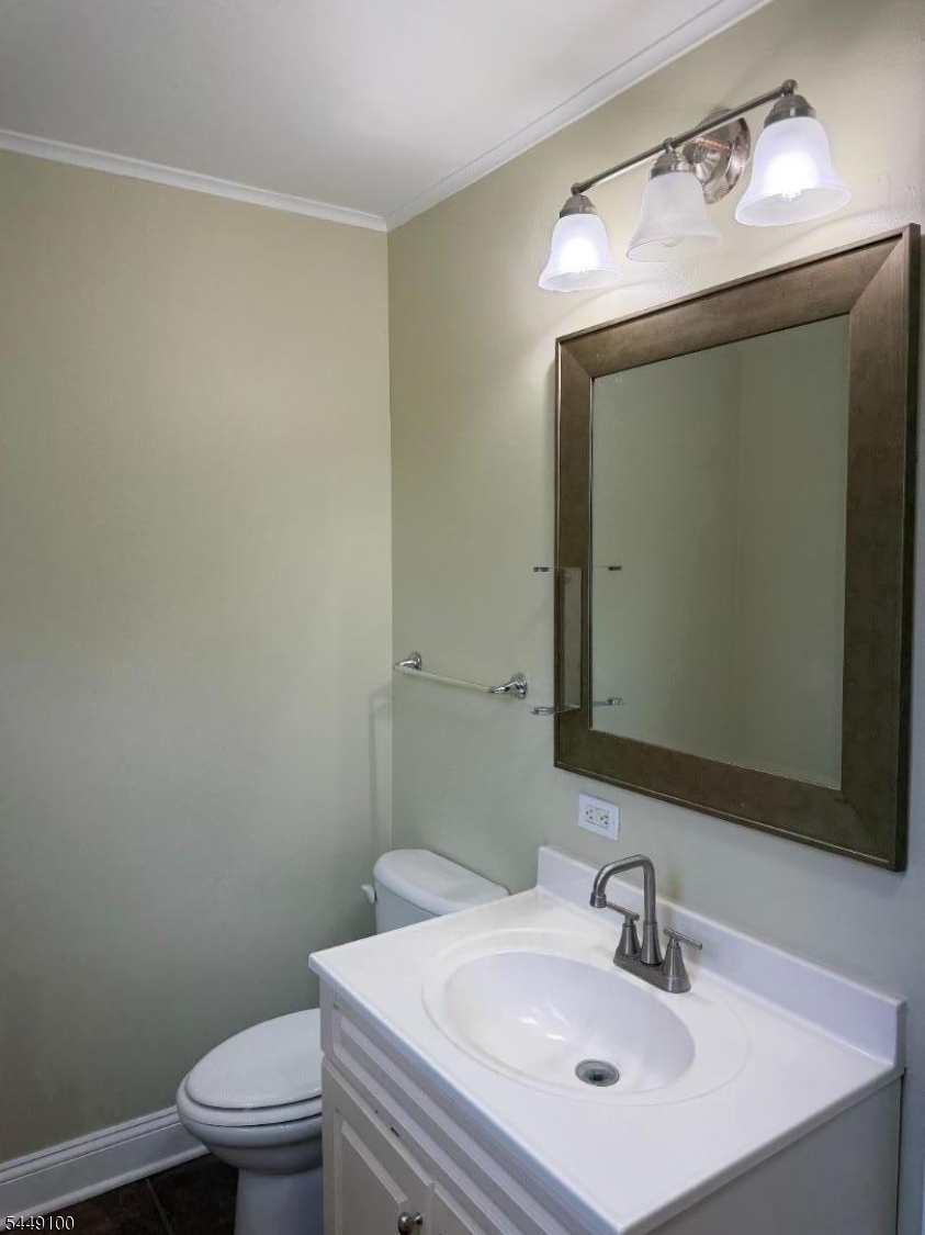 264 Myrtle Ave 2