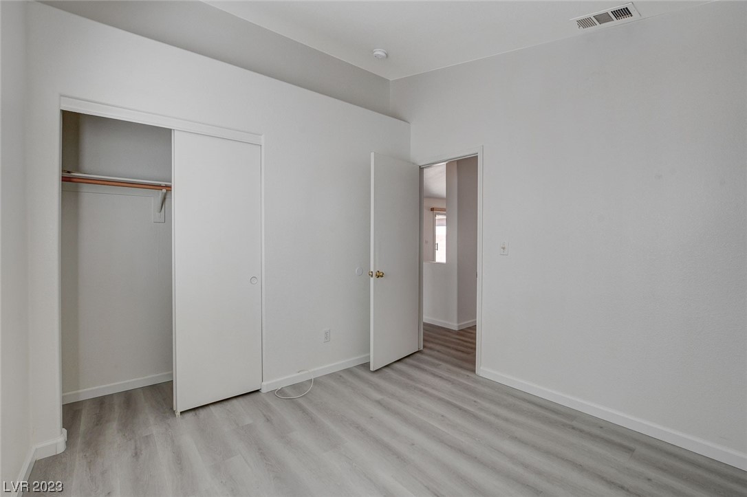 5017 Sail Rock Place