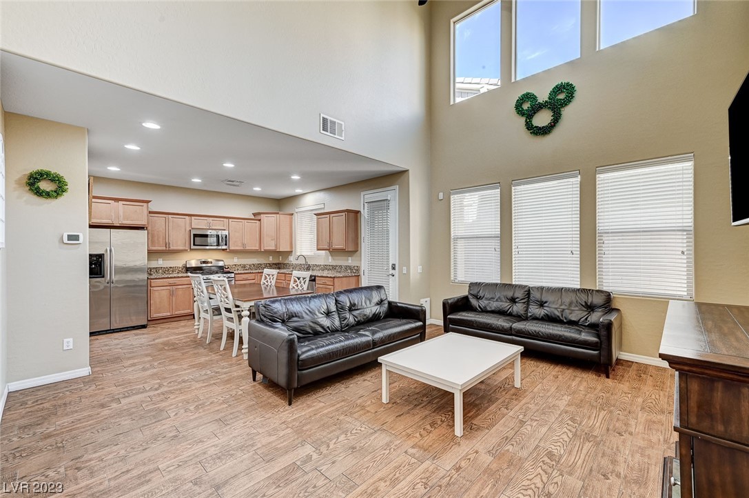 11236 Pismo Dunes Court