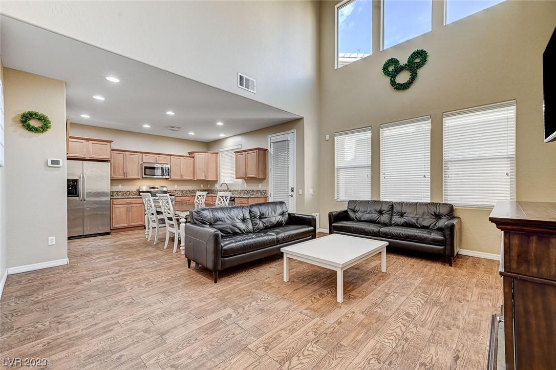 11236 Pismo Dunes Court