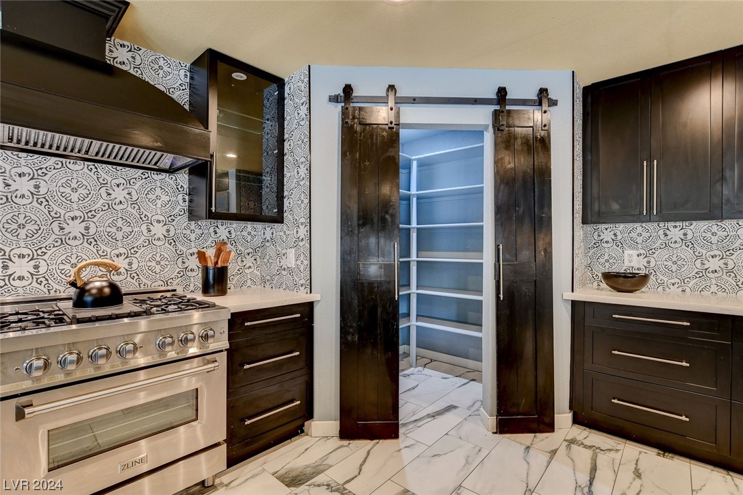 2423 Legacy Island Circle