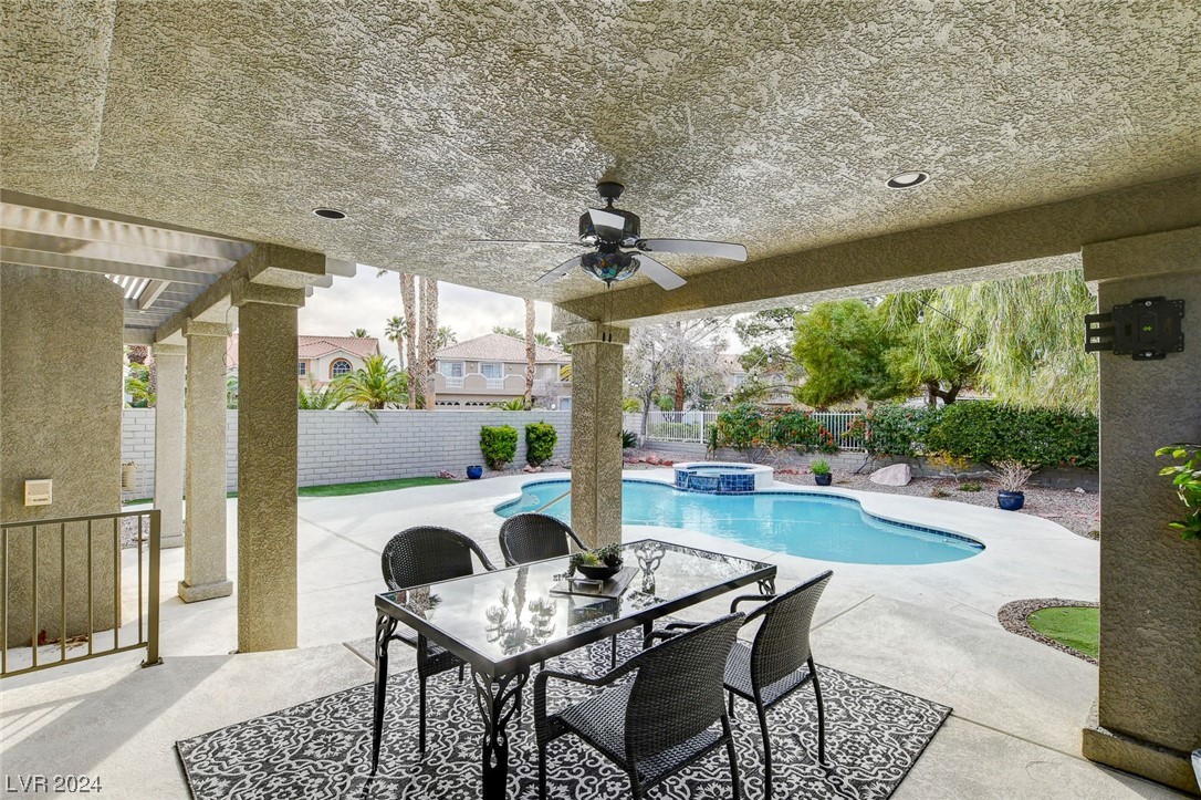 2423 Legacy Island Circle