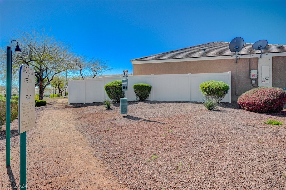 5089 Bayberry Crest Street