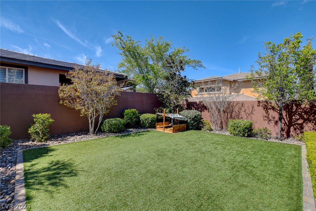 10470 Dove Meadow Way