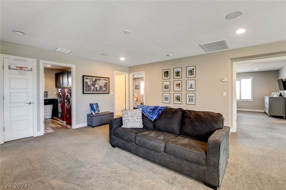 10470 Dove Meadow Way