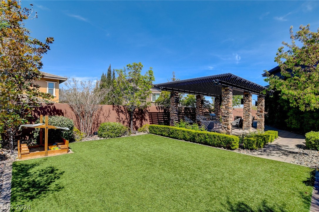 10470 Dove Meadow Way