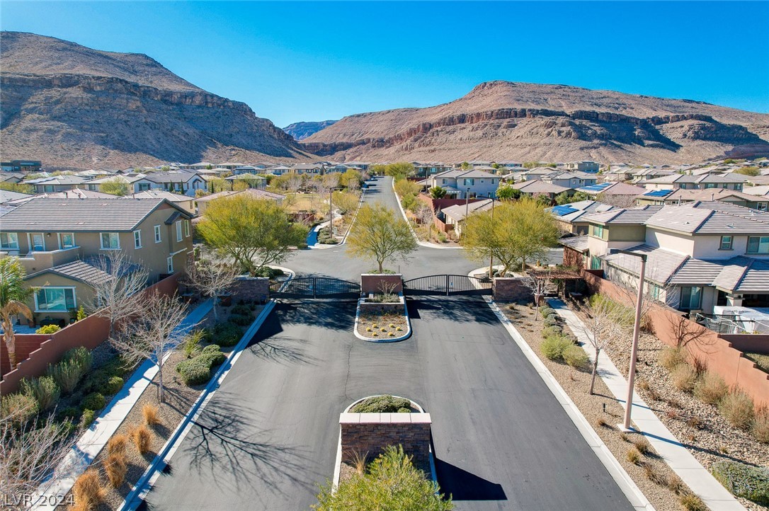 10470 Dove Meadow Way