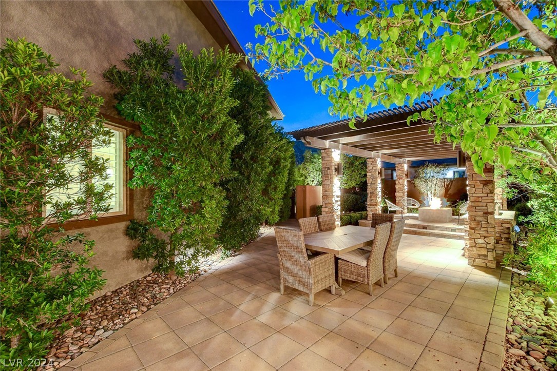 10470 Dove Meadow Way