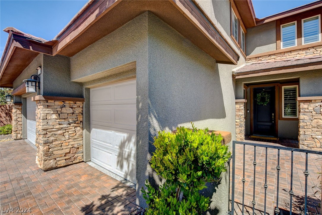 10470 Dove Meadow Way