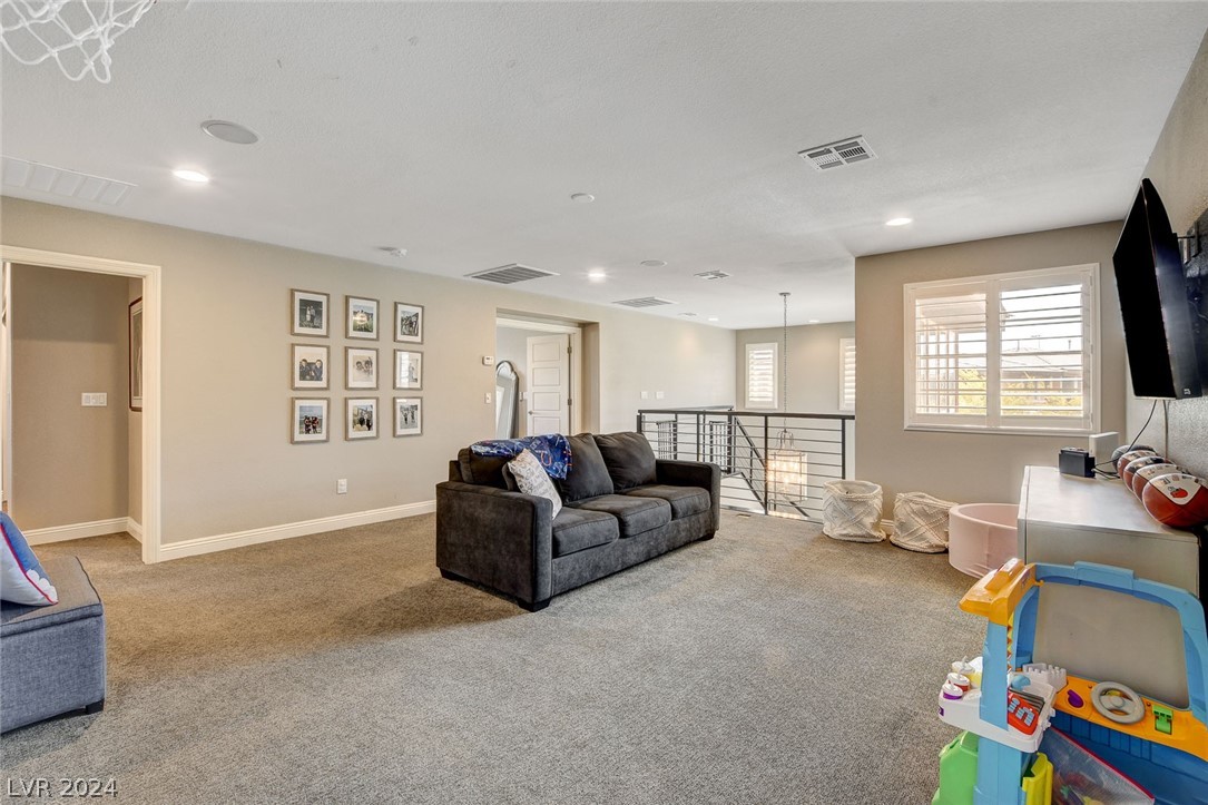 10470 Dove Meadow Way