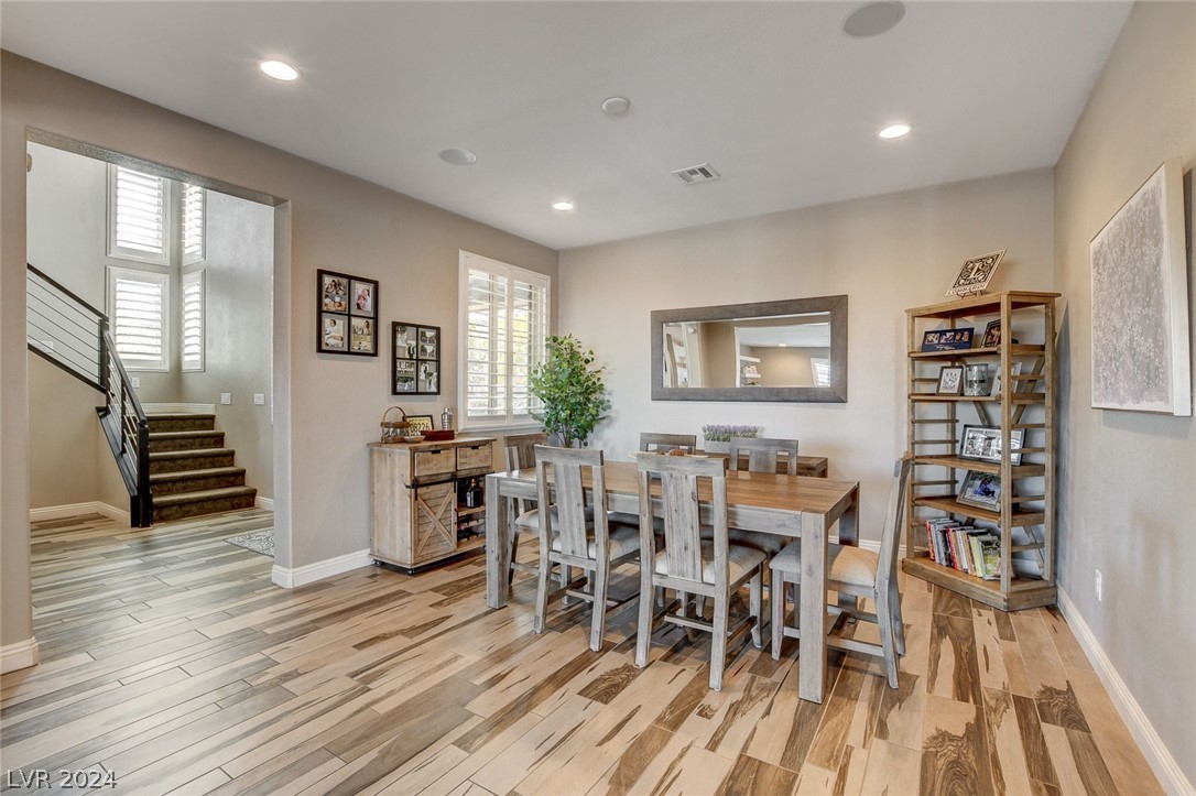 10470 Dove Meadow Way