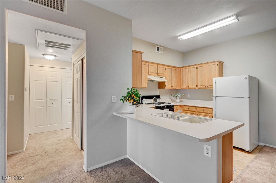 5650 East Sahara Avenue 2030