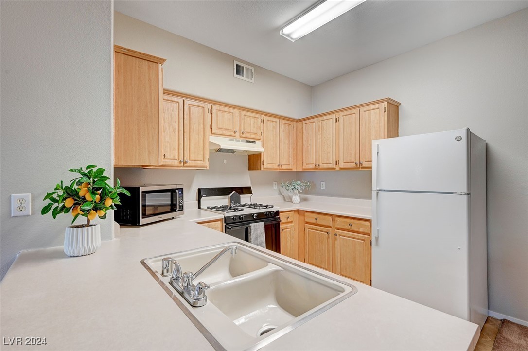 5650 East Sahara Avenue 2030