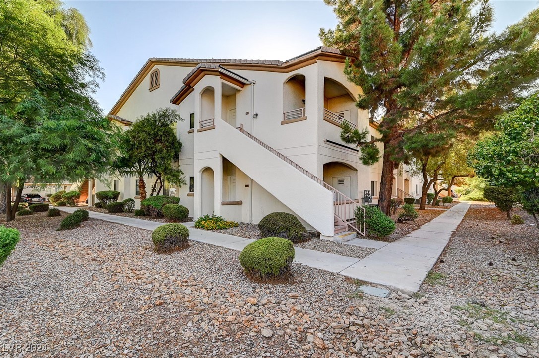 5650 East Sahara Avenue 2030